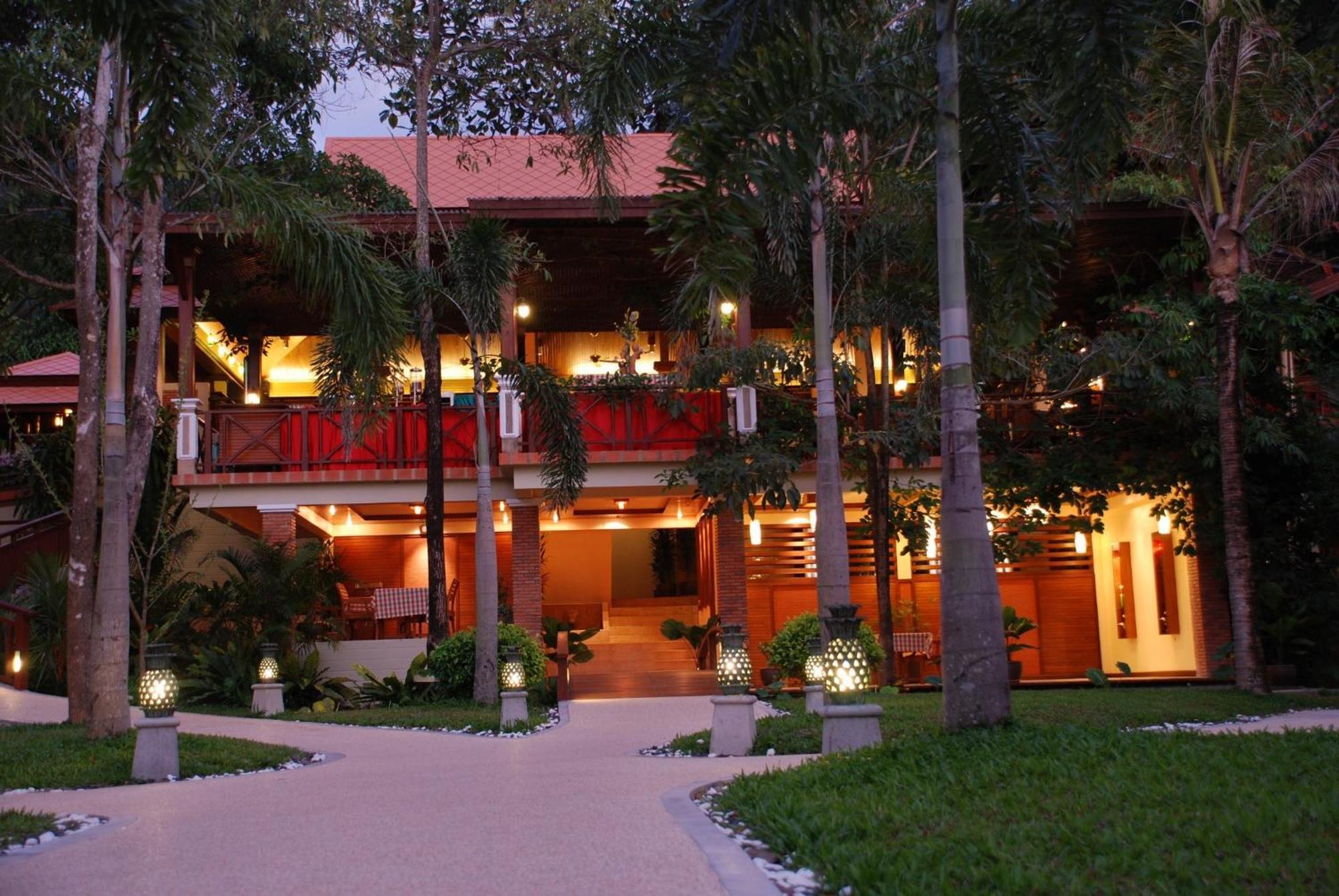 Khaolak Bayfront Resort Takuapa Exteriör bild