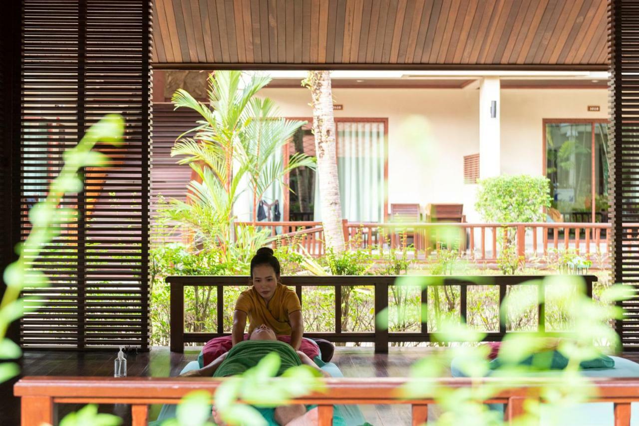 Khaolak Bayfront Resort Takuapa Exteriör bild